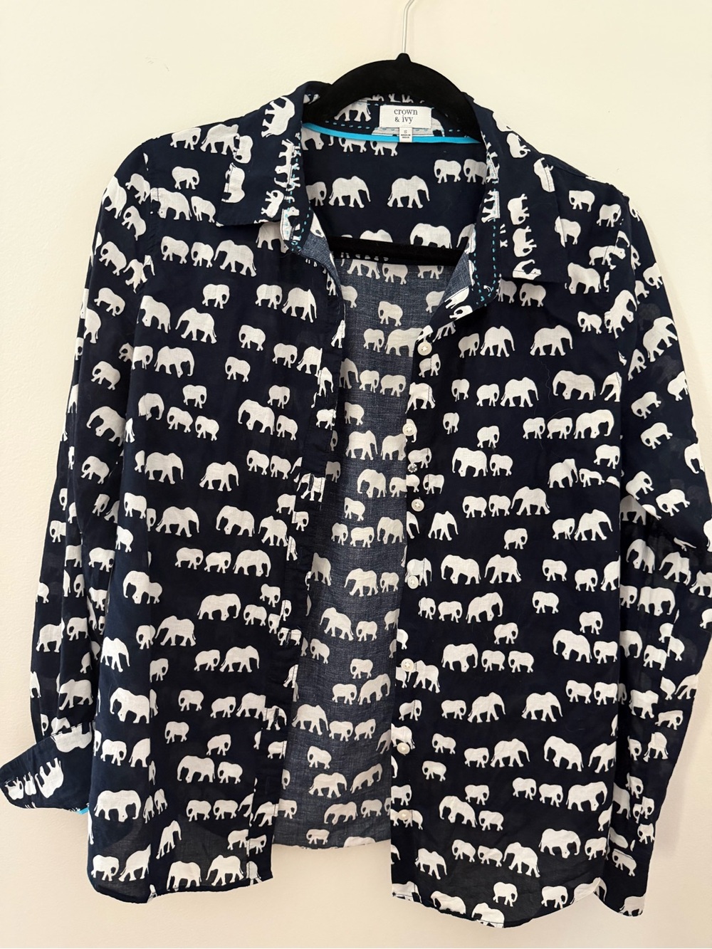 Crown & Ivy Navy White Elephant Print Shirt Size S 100% Cotton